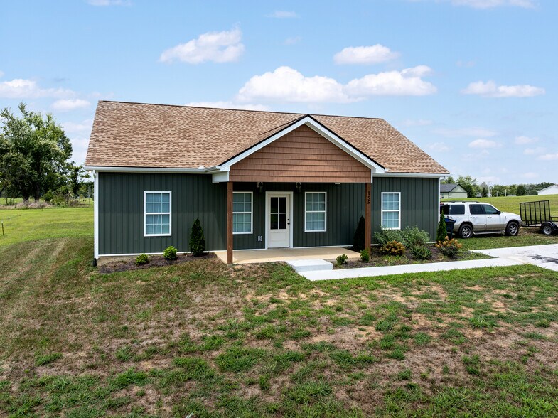 121 Coley Ct, Lafayette, TN à vendre - Photo principale – Image 1 sur 1