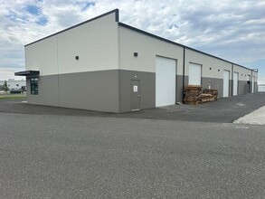 2201 Commercial Ave, Pasco, WA à louer Photo de l’immeuble– Image 2 sur 5