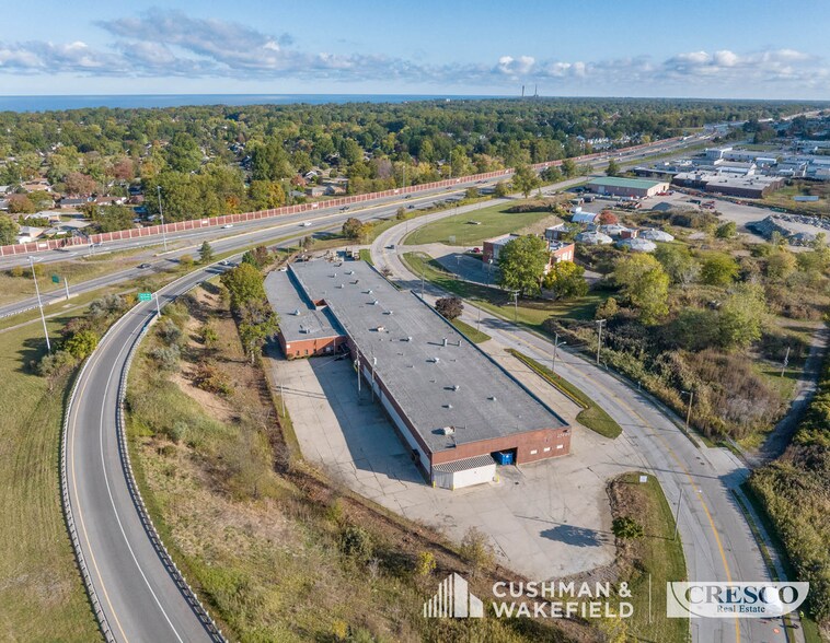 27600 Lakeland Blvd, Euclid, OH à vendre - Photo de l’immeuble – Image 2 sur 5