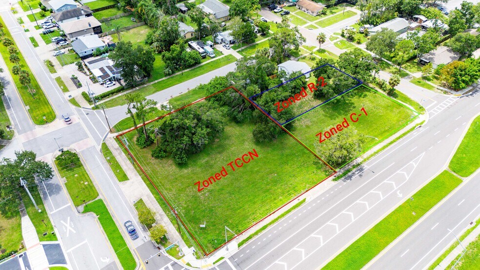 205 Chestnut St, Oldsmar, FL à vendre - Photo de l’immeuble – Image 2 sur 5