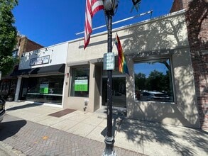 346-348 Broad Ave, Leonia, NJ à louer Photo intérieure– Image 2 sur 22