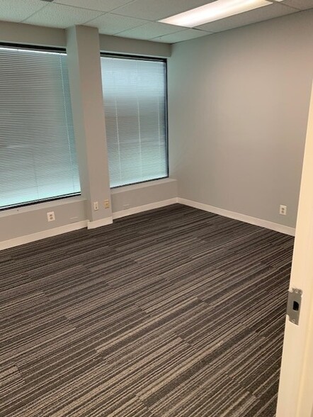 1350 Dorsey Rd, Hanover, MD à louer - Photo intérieure – Image 2 sur 4