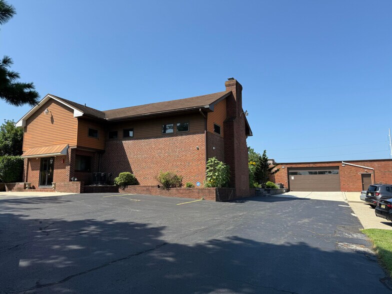 1025 N Black Horse Pike, Runnemede, NJ à louer - Photo de l’immeuble – Image 1 sur 3