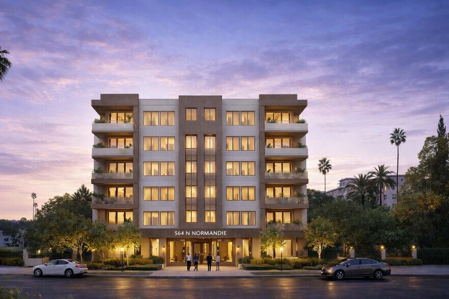 564 N Normandie Ave, Los Angeles, CA à vendre - Photo de l’immeuble – Image 1 sur 10