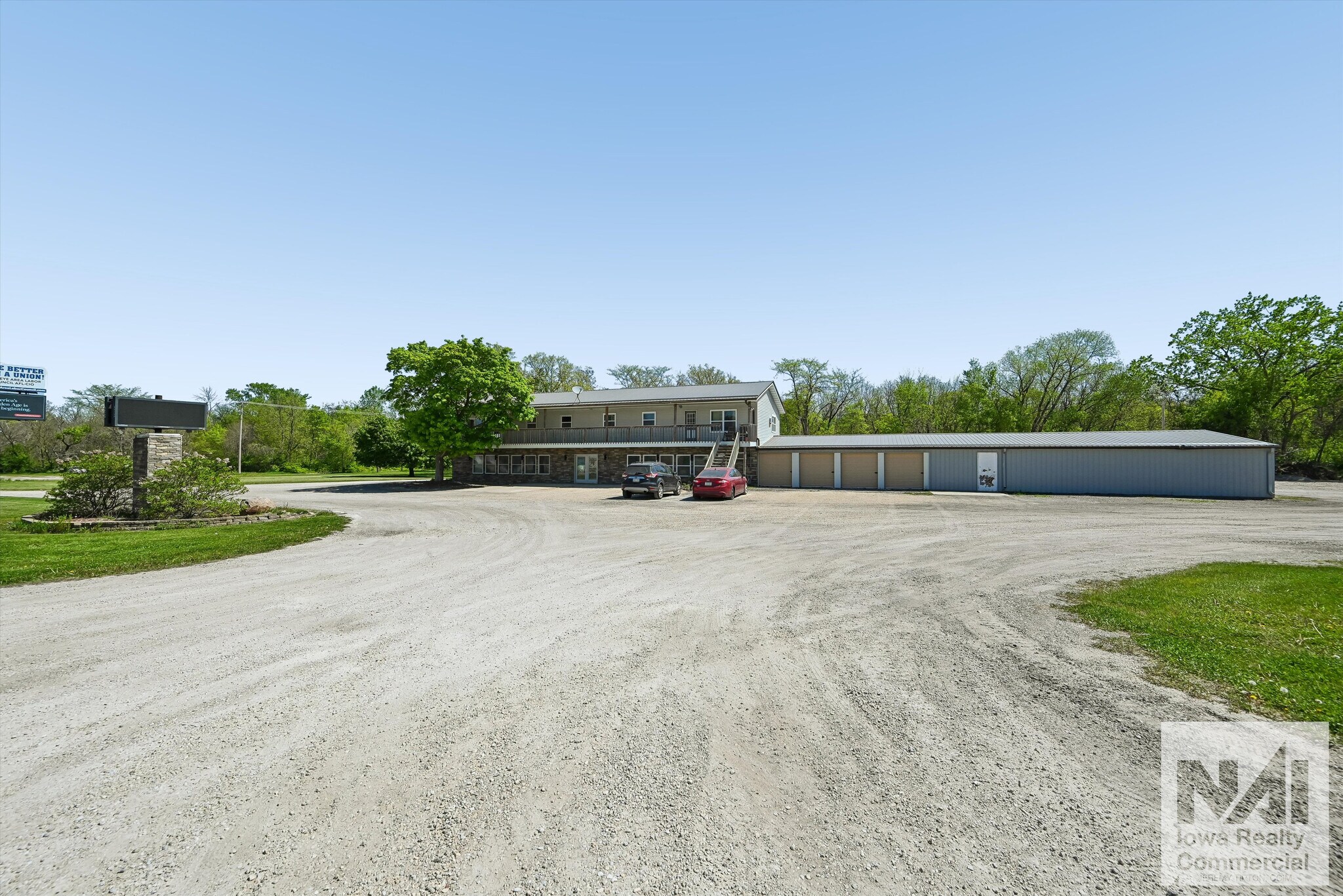 520 Franklin St, Center Point, IA à vendre Photo de l’immeuble– Image 1 sur 36