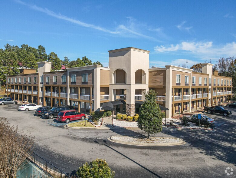 155 Vulcan Rd, Birmingham, AL à vendre - Photo principale – Image 1 sur 57