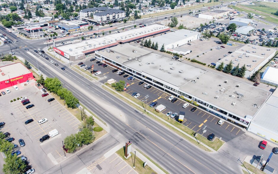1830 52nd St SE, Calgary, AB à louer - Aérien – Image 2 sur 3