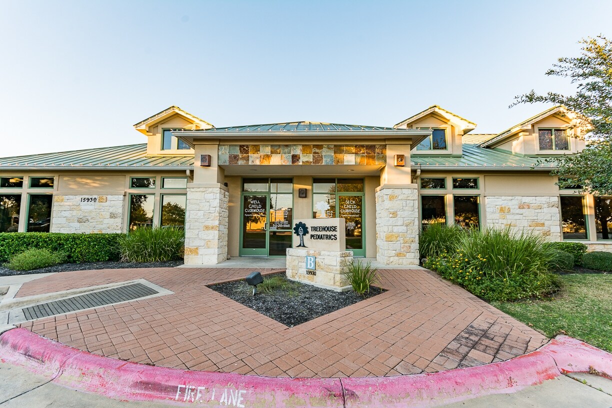 15930 Great Oaks Dr, Round Rock, TX à vendre Photo de l’immeuble– Image 1 sur 47