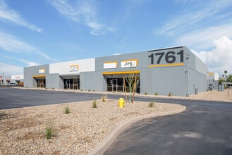 1705 W University Dr, Tempe, AZ à louer Photo intérieure– Image 1 sur 1