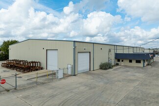 Plus de détails pour 1300 Goforth Rd, Kyle, TX - Industriel/Logistique à louer