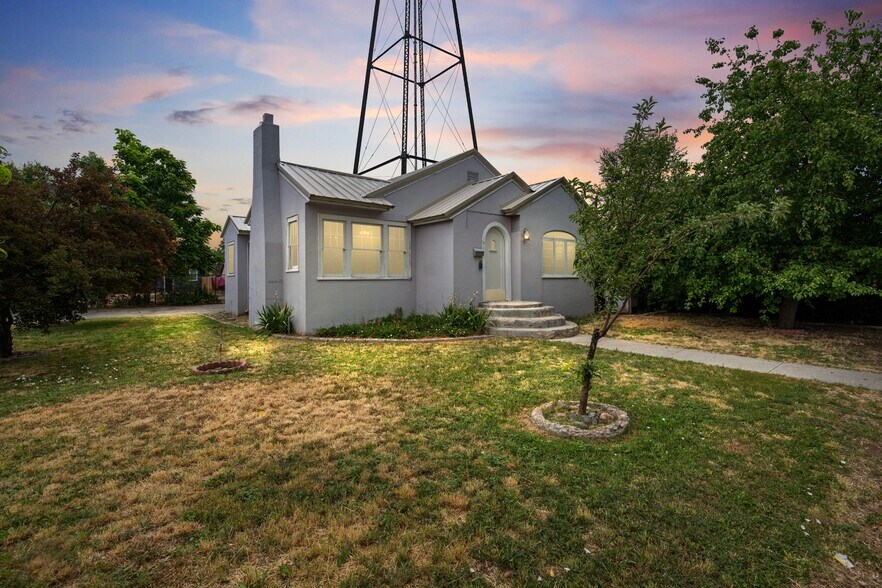 191 SW 5th Ave, Ontario, OR à vendre - Photo de l’immeuble – Image 2 sur 49