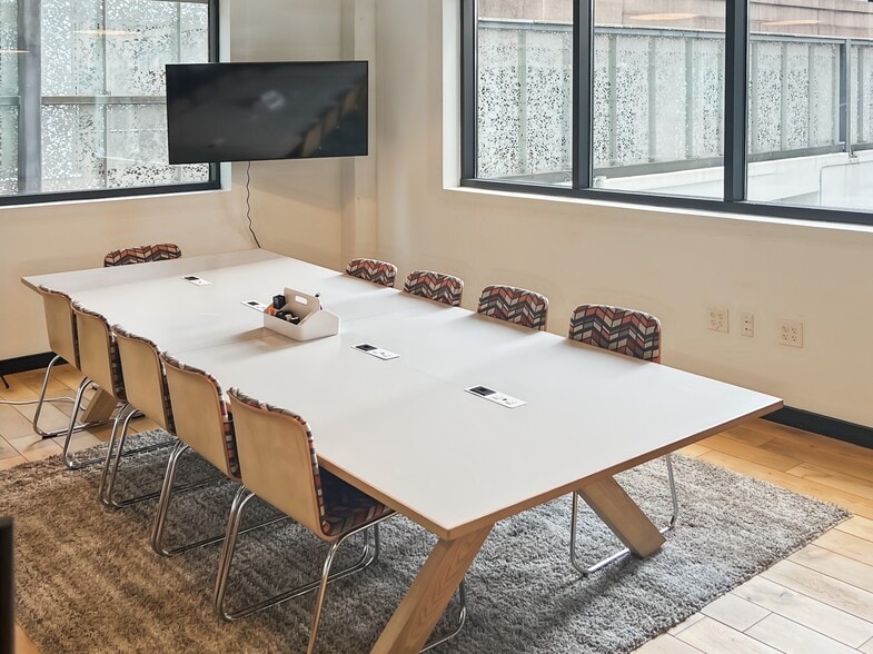 1372 Peachtree St NE, Atlanta, GA à louer - Photo intérieure – Image 3 sur 12