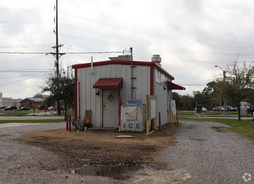 320 W Willow St, Lafayette, LA à vendre - Photo de l’immeuble – Image 2 sur 4