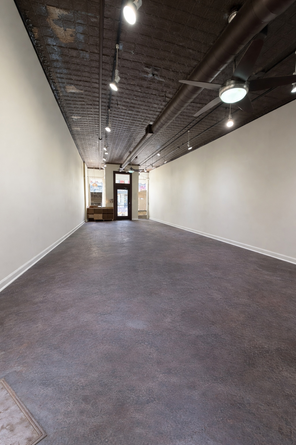 245 S Kalamazoo Mall, Kalamazoo, MI à louer Photo intérieure– Image 1 sur 6