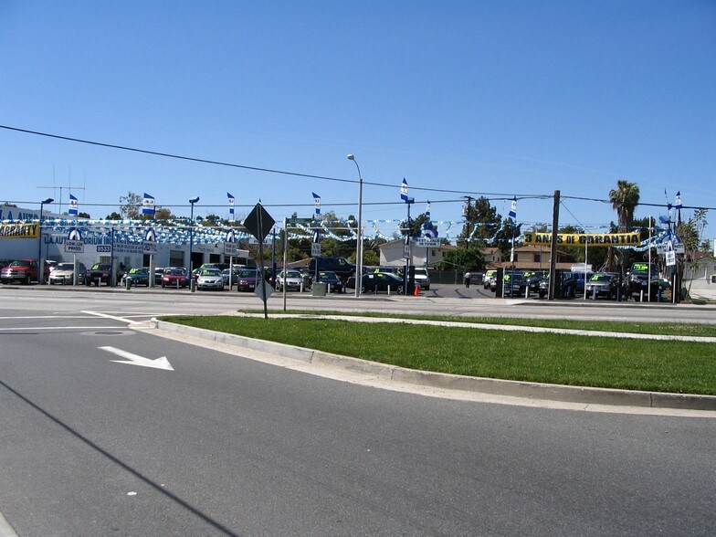 9533 Atlantic Blvd, South Gate, CA à vendre - Photo de l’immeuble – Image 2 sur 29