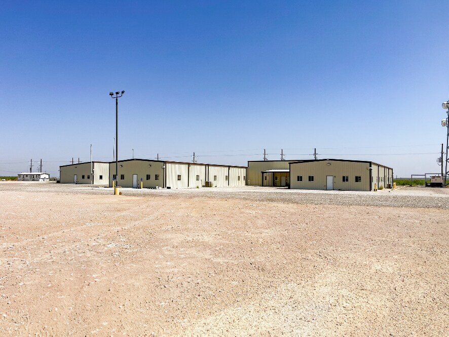 906 S Highway 285, Pecos, TX à vendre Photo principale– Image 1 sur 2