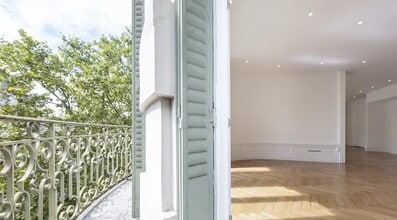 Bureau dans Paris à louer Photo de l’immeuble– Image 2 sur 5