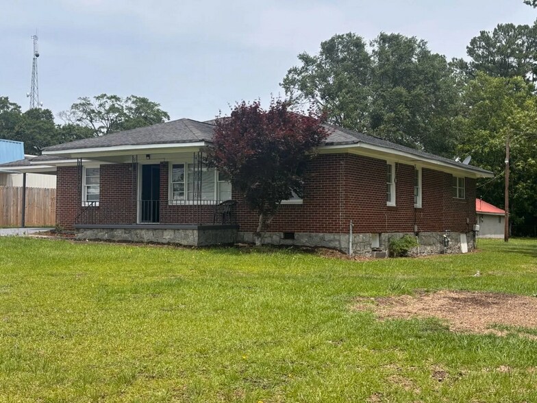 1034 Fairground St SE, Conyers, GA à louer - Photo de l’immeuble – Image 2 sur 17
