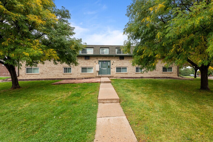 10527 W 6th Pl, Lakewood, CO à vendre - Photo de l’immeuble – Image 2 sur 25
