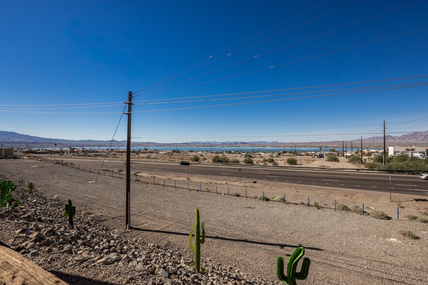 921 Lake Havasu Ave N, Lake Havasu City, AZ à vendre - Photo de l’immeuble – Image 3 sur 15