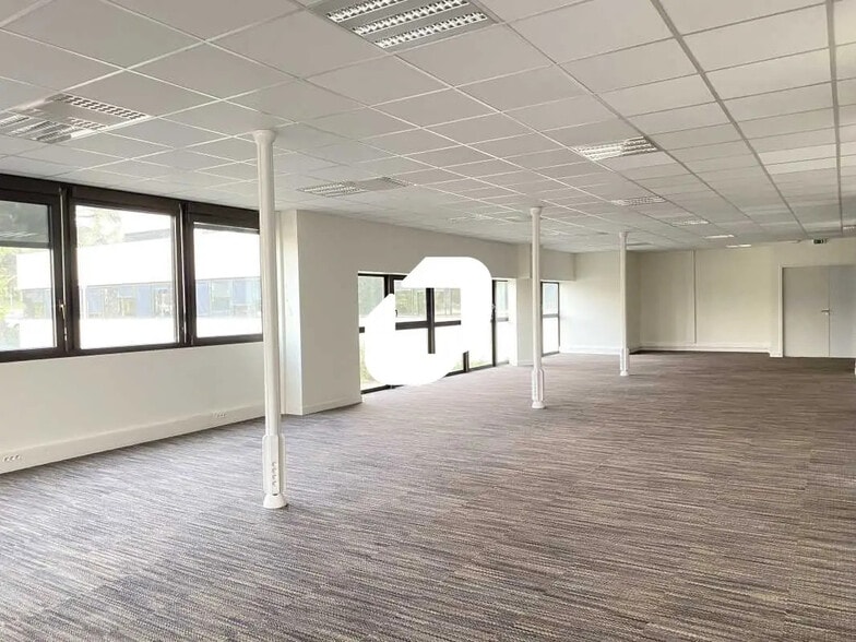 53 Rue De L'Etang, Limonest à louer - Photo de l’immeuble – Image 3 sur 34