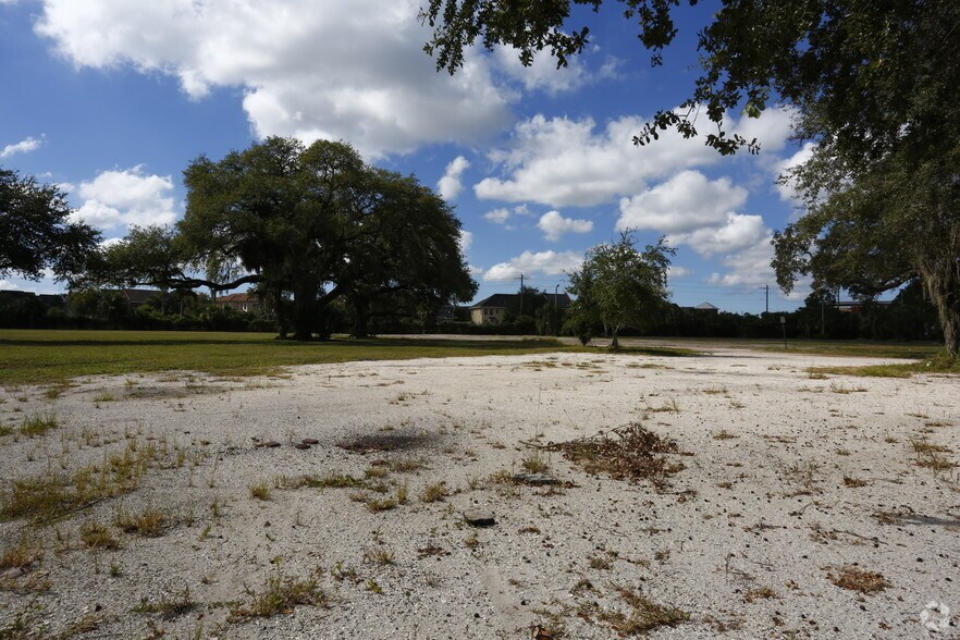 201-210 13th Ave W, Bradenton, FL à louer - Photo principale – Image 1 sur 6