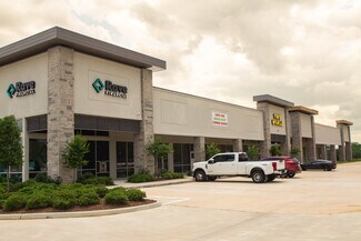 Plus de détails pour 680 N FM 3083 Rd W, Conroe, TX - Local commercial à louer