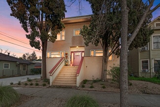 Plus de détails pour 1717 26th St, Sacramento, CA - Logement à vendre