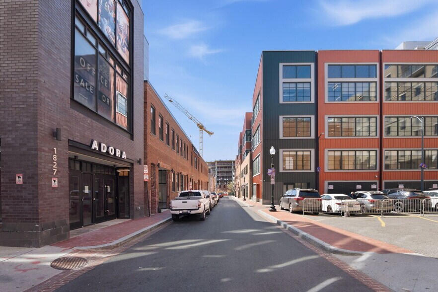1827 Wiltberger St NW, Washington, DC à vendre - Photo de l’immeuble – Image 2 sur 14