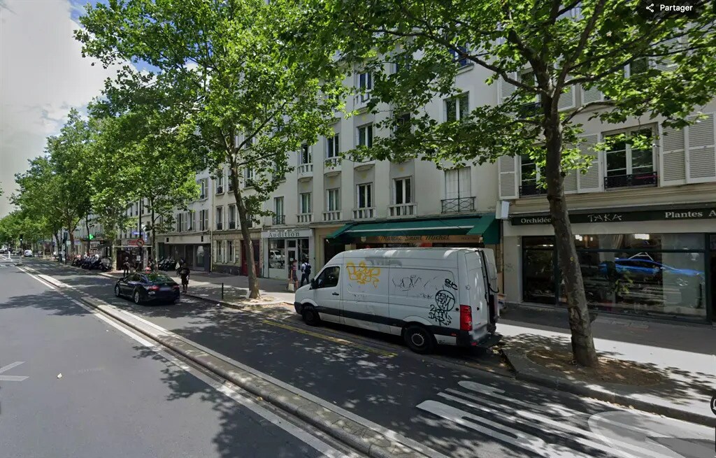 Local commercial dans Paris à louer Photo de l’immeuble– Image 1 sur 5