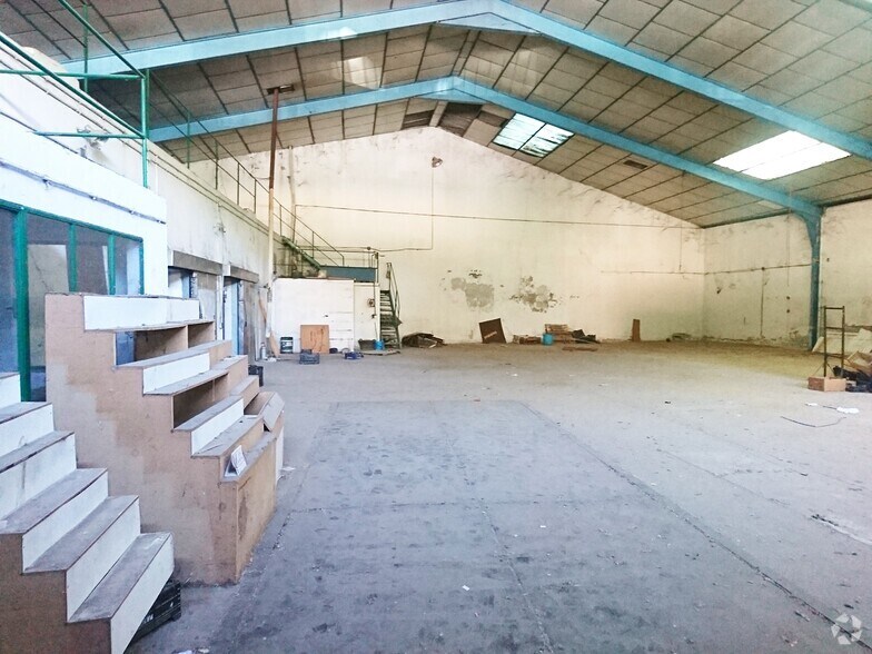 Calle Núñez de Guzmán, 11, Alcalá de Henares, Madrid à louer - Photo de l’immeuble – Image 2 sur 4