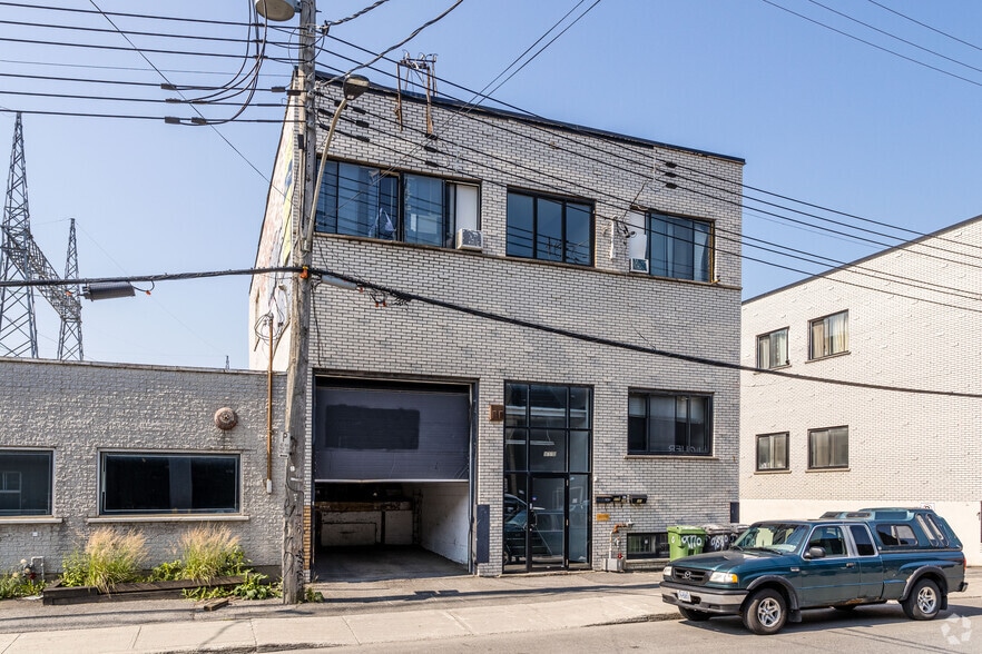 9770 Rue Meilleur, Montréal, QC à louer - Photo principale – Image 1 sur 10