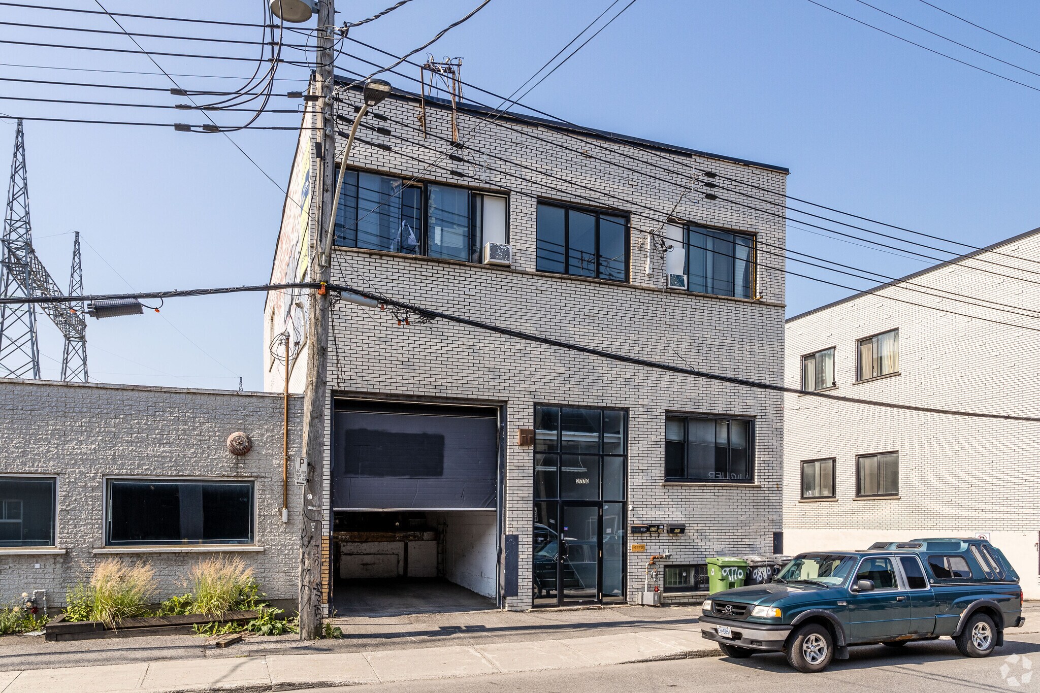 9770 Rue Meilleur, Montréal, QC à louer Photo principale– Image 1 sur 11