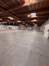 220 Bernoulli Cir, Oxnard, CA à louer Photo intérieure– Image 1 sur 11