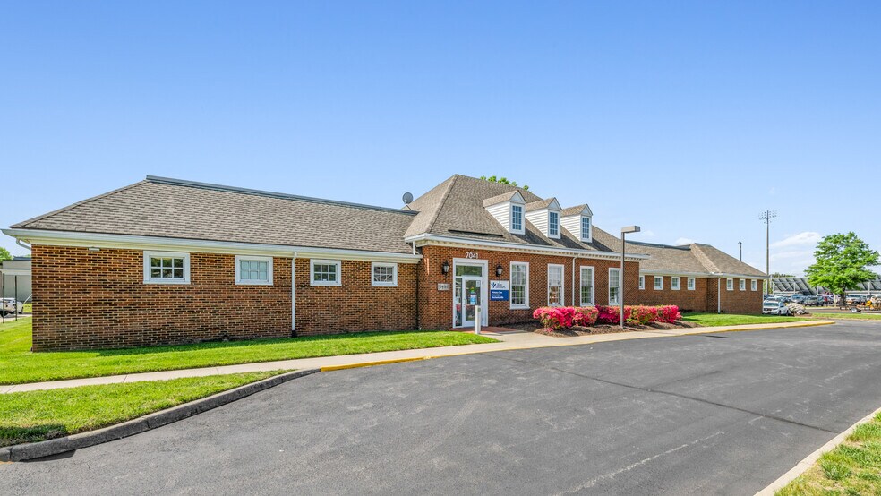 7041 Lee Park Rd, Mechanicsville, VA à vendre - Photo de l’immeuble – Image 1 sur 16