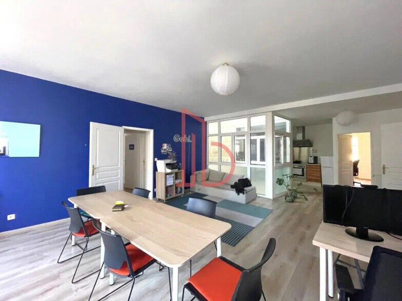 Bureau dans Bordeaux à louer - Photo de l’immeuble – Image 1 sur 8