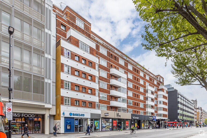 154-162 Tottenham Court Rd, Londres à louer - Photo de l’immeuble – Image 2 sur 8