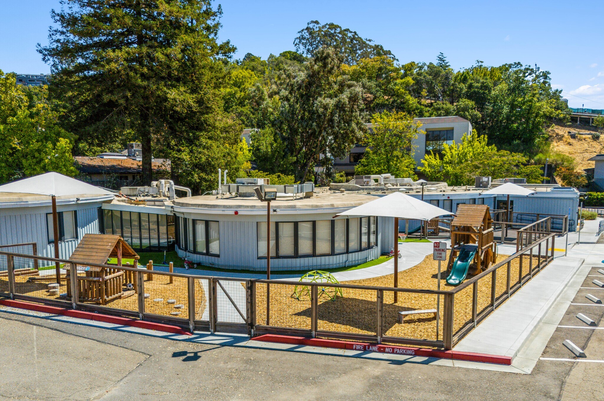 11 Professional Center Pky, San Rafael, CA à vendre Photo de l’immeuble– Image 1 sur 2