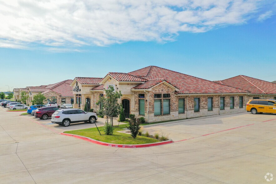 3400 N Tarrant Pkwy, Fort Worth, TX à louer - Photo de l’immeuble – Image 2 sur 4