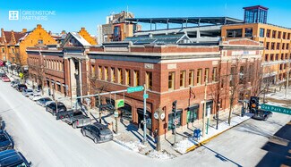 Plus de détails pour 104 N Oak Park Ave, Oak Park, IL - Bureau à vendre