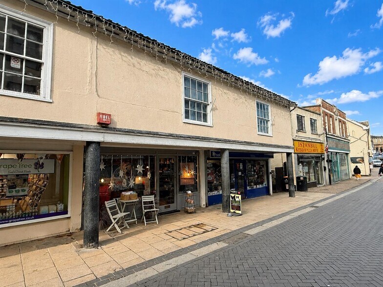 53-53A Mere St, Diss à vendre - Photo de l’immeuble – Image 3 sur 7