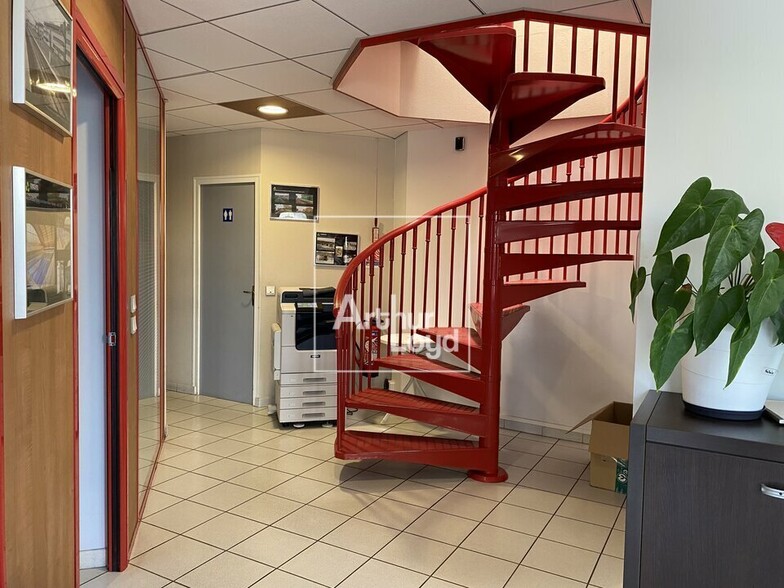 Bureau dans Brétigny-sur-Orge à louer - Photo intérieure – Image 3 sur 6