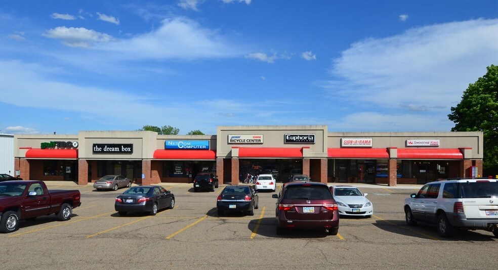 4930-4944 Everhard Rd NW, Canton, OH à louer - Photo de l’immeuble – Image 3 sur 3