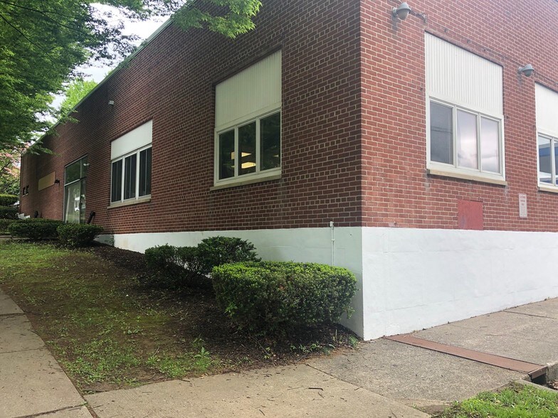 826 Monocacy St, Bethlehem, PA à louer - Photo de l’immeuble – Image 1 sur 23