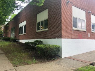 Plus de détails pour 826 Monocacy St, Bethlehem, PA - Local d'activités à louer
