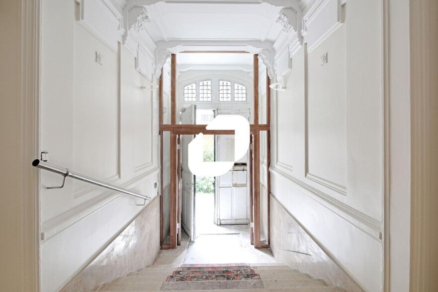 12 Rue De Florence, Paris à louer - Photo intérieure – Image 2 sur 18