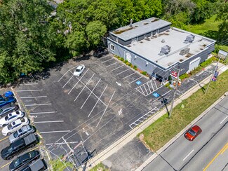 Plus de détails pour 10140 S Roberts Rd, Palos Hills, IL - Local commercial à vendre