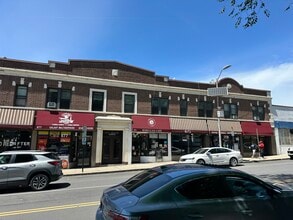 677 Main St, New Rochelle, NY à louer Photo intérieure– Image 1 sur 7