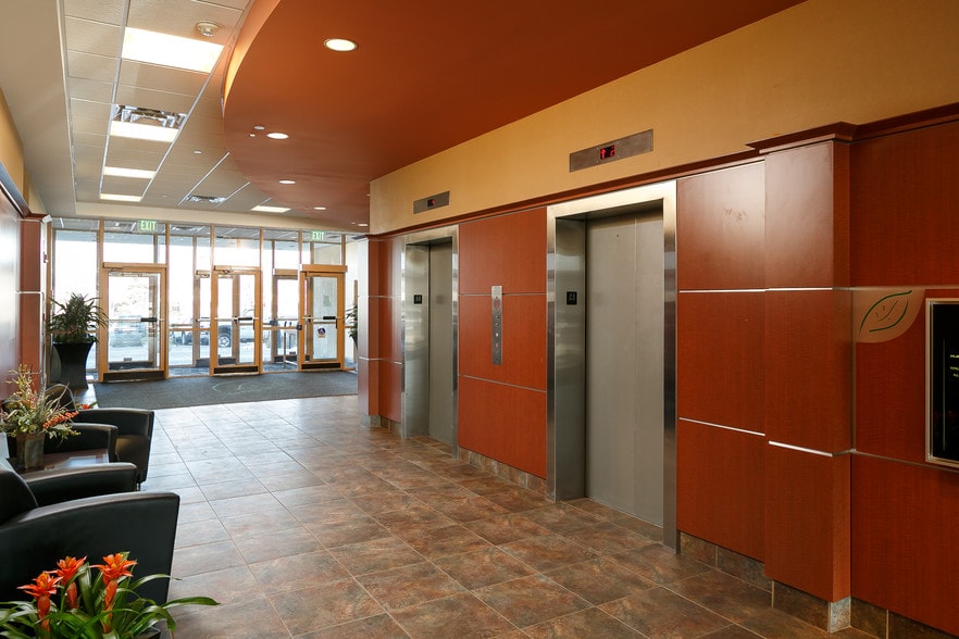 7999 Knue Rd, Indianapolis, IN à louer - Photo intérieure – Image 2 sur 2