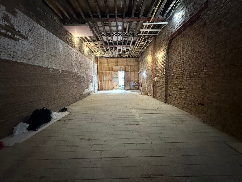 107 Westbourne Grove, Londres à louer - Photo de l’immeuble – Image 3 sur 5